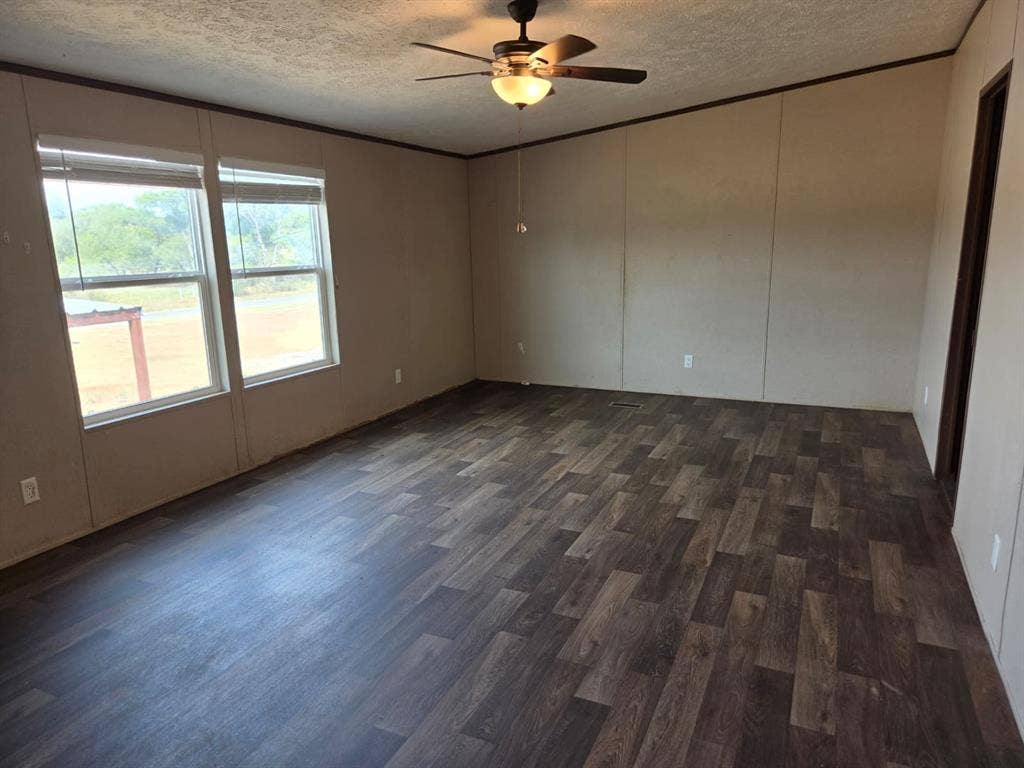 359 County Road 4791, Boyd, TX 76023