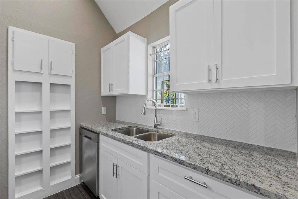 1444 Weiler Boulevard, Fort Worth, TX 76112