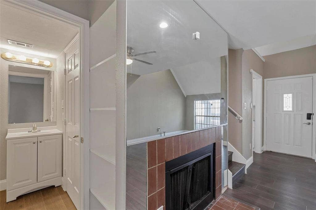 1444 Weiler Boulevard, Fort Worth, TX 76112