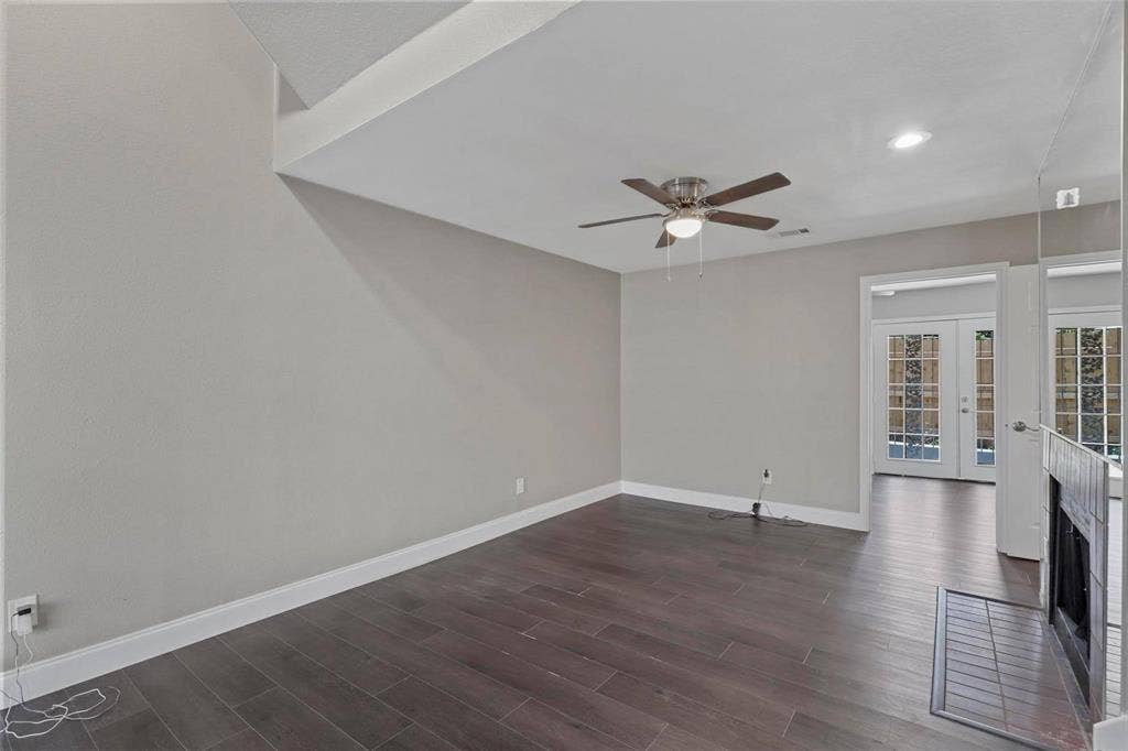 1444 Weiler Boulevard, Fort Worth, TX 76112