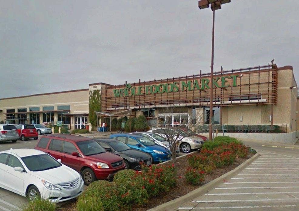 Convenient shopping within walking distance!