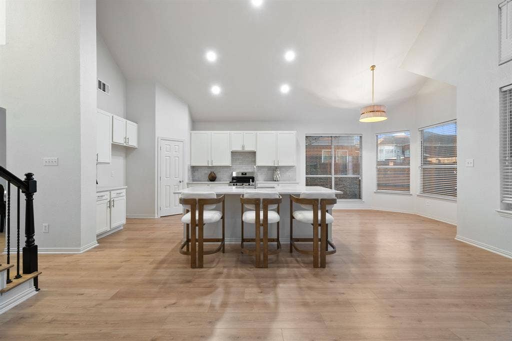 Open Kitchen with Large Island