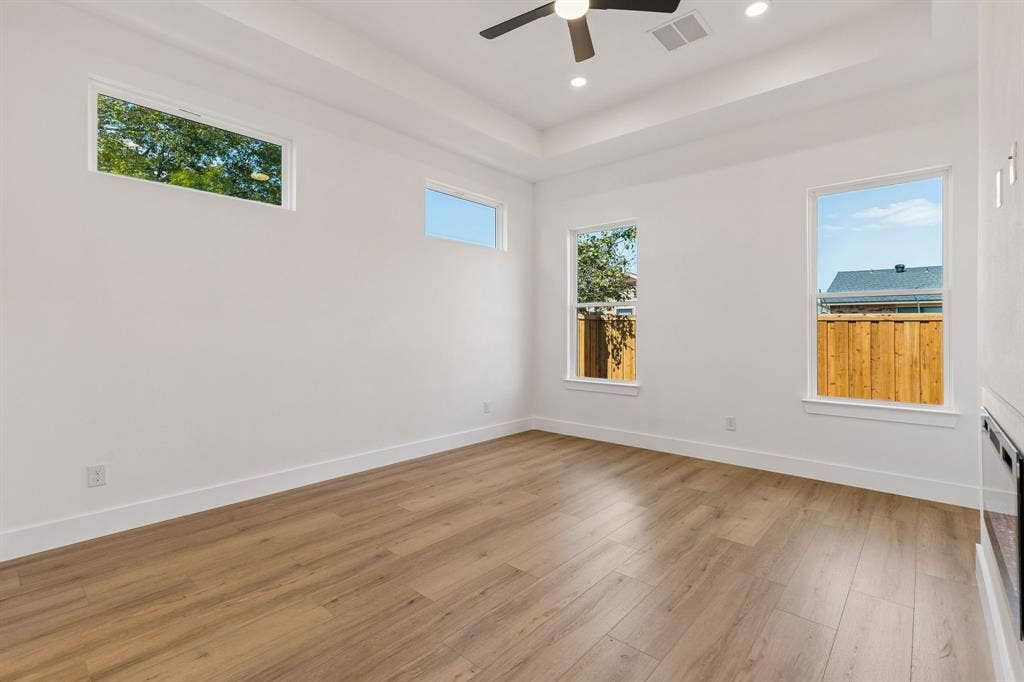 921 Woodcrest Drive, Lancaster, TX 75134 921 Woodcrest Drive, Lancaster, TX 75134