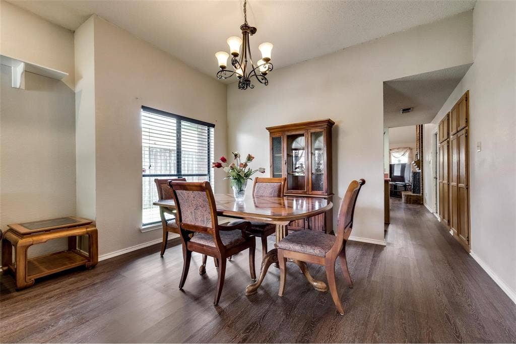 2616 Widgeon Way, Mesquite, TX 75181 2616 Widgeon Way, Mesquite, TX 75181