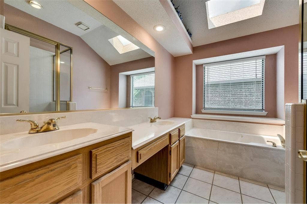 2616 Widgeon Way, Mesquite, TX 75181 2616 Widgeon Way, Mesquite, TX 75181