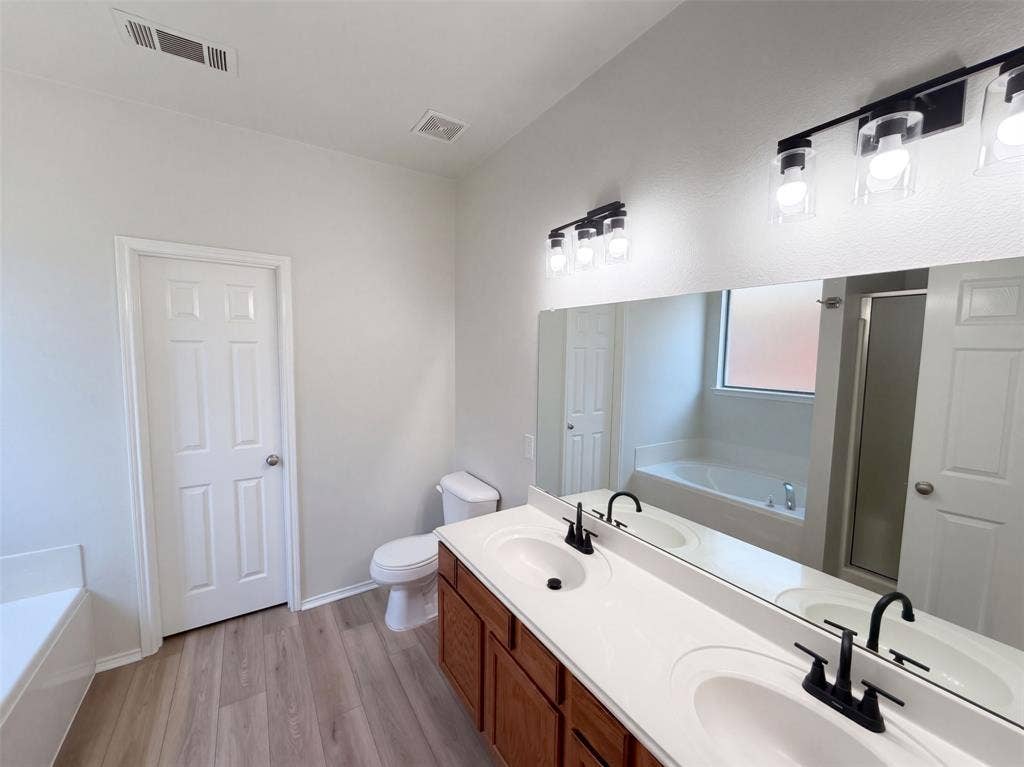 10713 Vista Heights Boulevard, Fort Worth, TX 76108