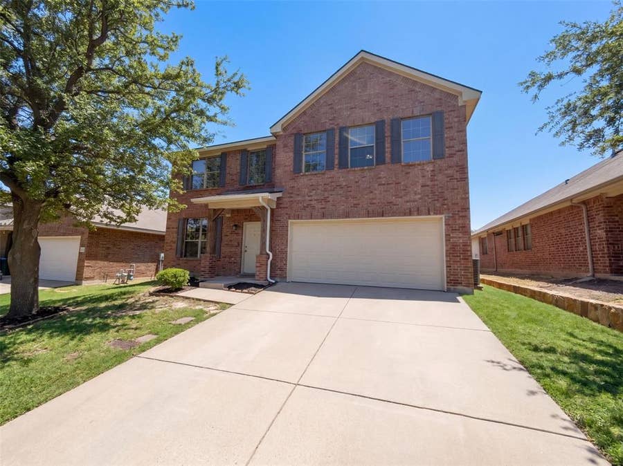 Property photo for 10713 Vista Heights Boulevard, Fort Worth, TX