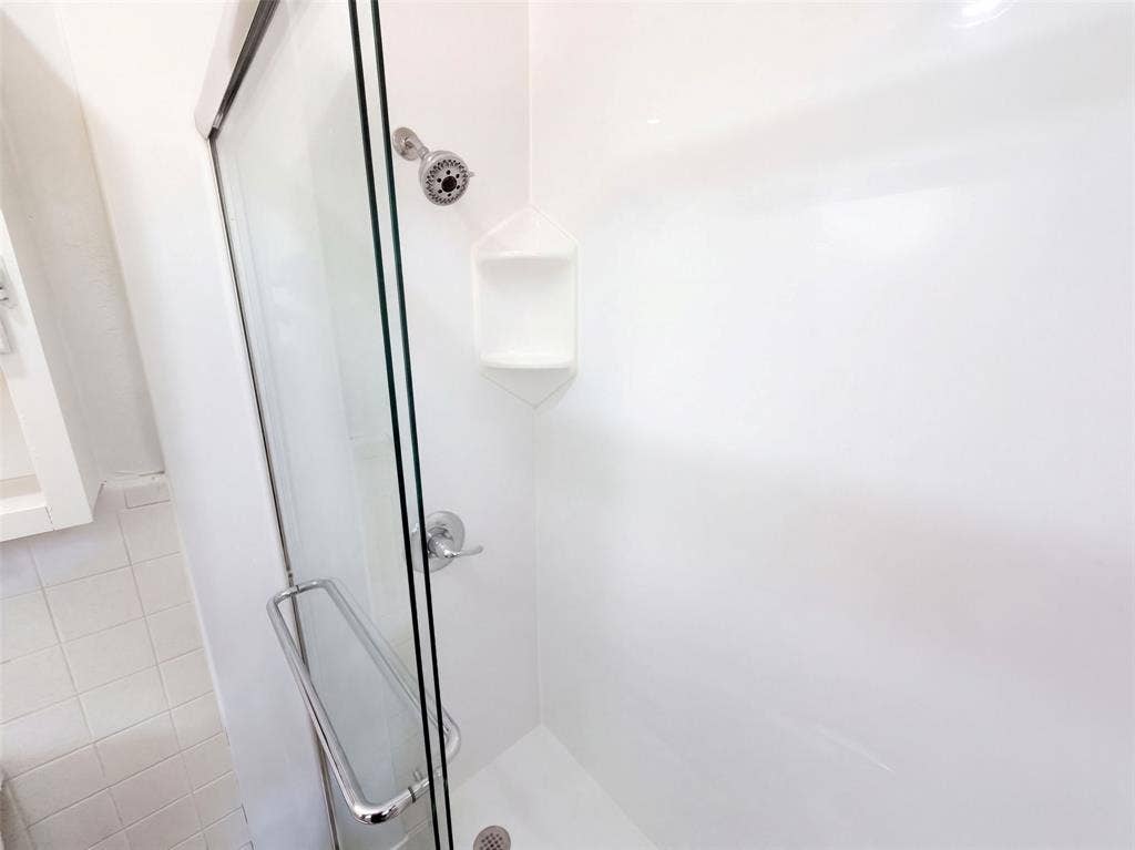 2331 Royal Drive, Garland, TX 75041 2331 Royal Drive, Garland, TX 75041
