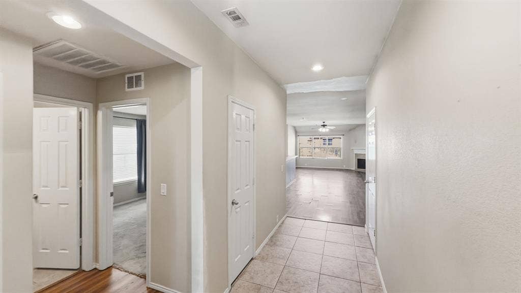 1029 Abigail Drive, Arlington, TX 76002 1029 Abigail Drive, Arlington, TX 76002