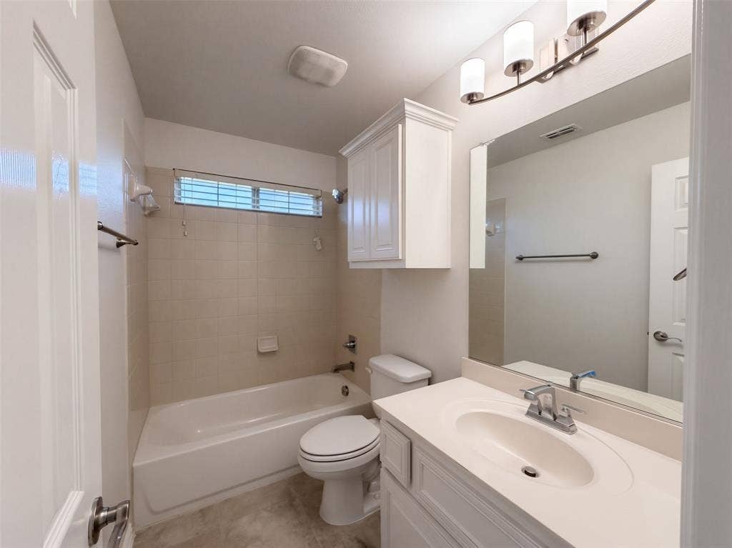 908 Heath Creek Drive, DeSoto, TX 75115 908 Heath Creek Drive, DeSoto, TX 75115