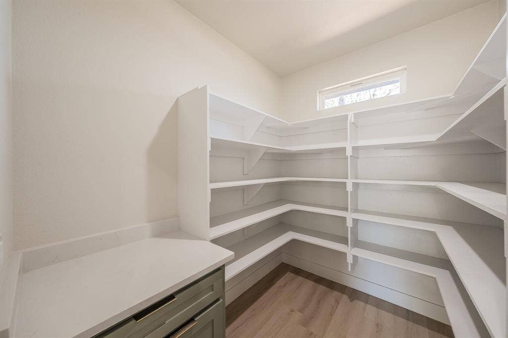 1019 Newby Avenue, Bridgeport, TX 76426