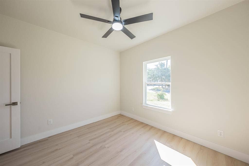 1019 Newby Avenue, Bridgeport, TX 76426
