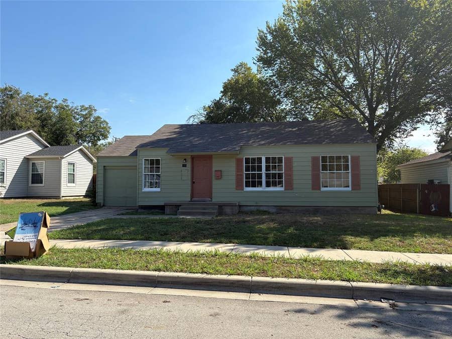 Property photo for 5037 Fairfax Street, Fort Worth, TX