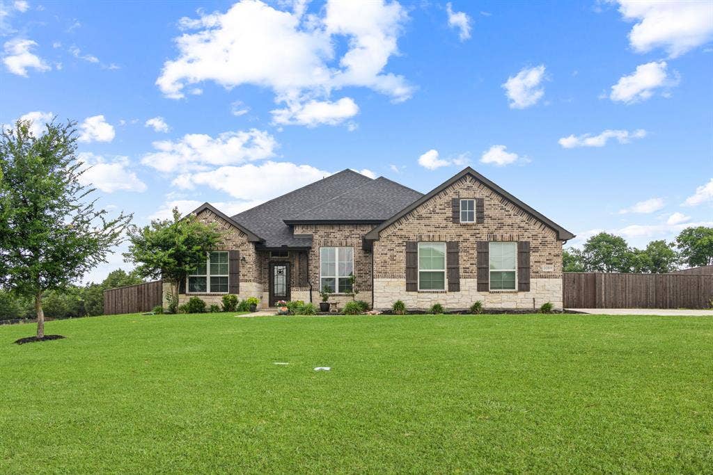 1089 Emilia Drive, Farmersville, TX 75442 1089 Emilia Drive, Farmersville, TX 75442