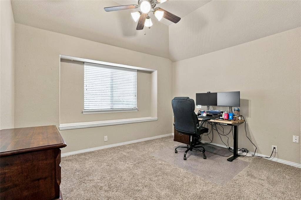 2820 Mariposa Drive, Grand Prairie, TX 75054 Versatile room ideal for a home office, study, or additional bedroom.
