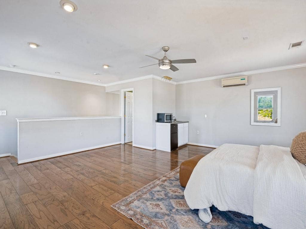 1811 Centenary Drive, Richardson, TX 75081 1811 Centenary Drive, Richardson, TX 75081