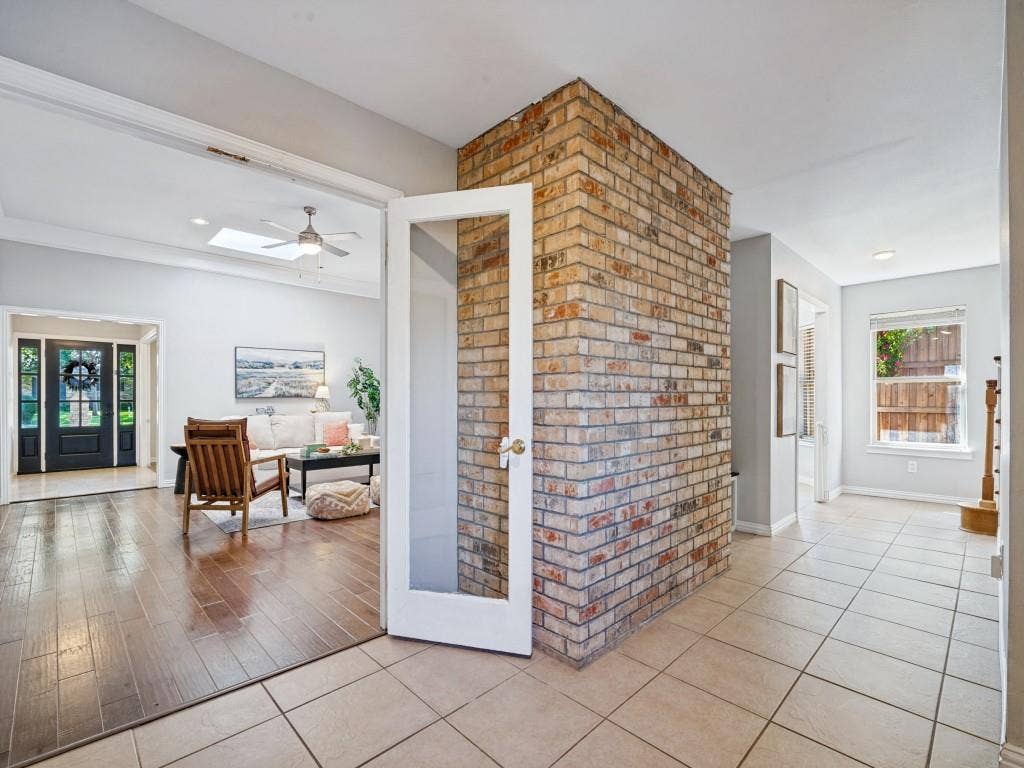 1811 Centenary Drive, Richardson, TX 75081 1811 Centenary Drive, Richardson, TX 75081