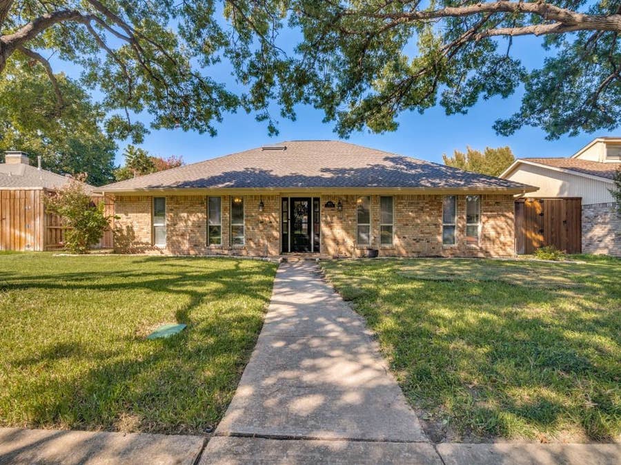 Property photo for 1811 Centenary Drive, Richardson, TX