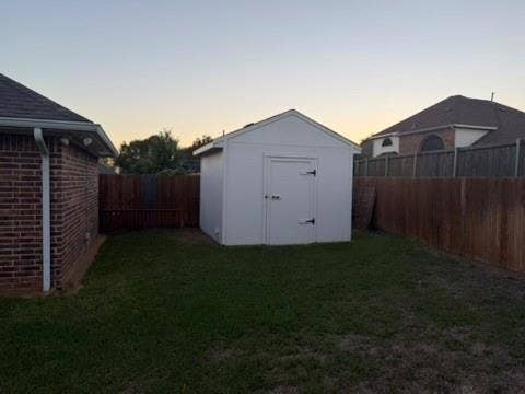 7905 Park Lane, Rowlett, TX 75089