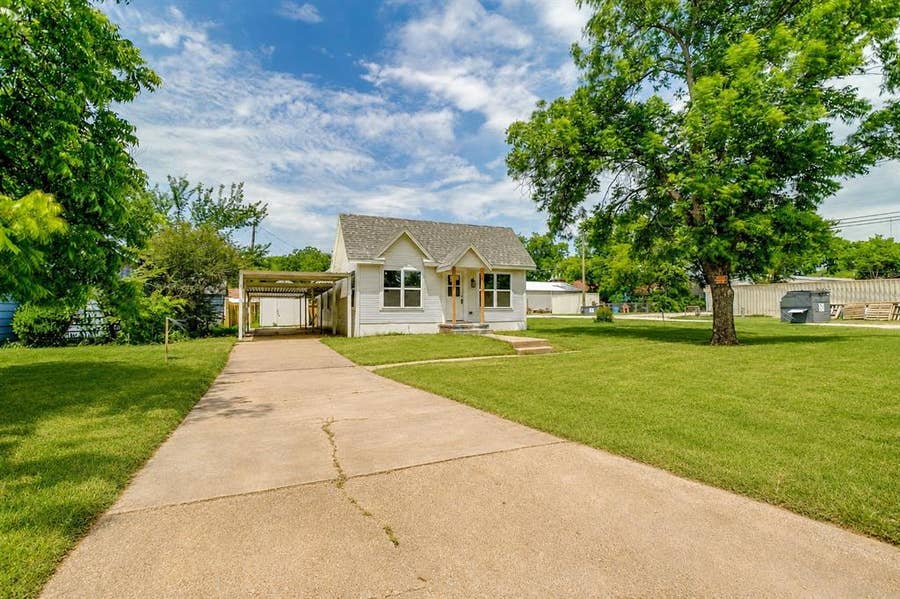 Property photo for 508 Virginia Street, Graham, TX