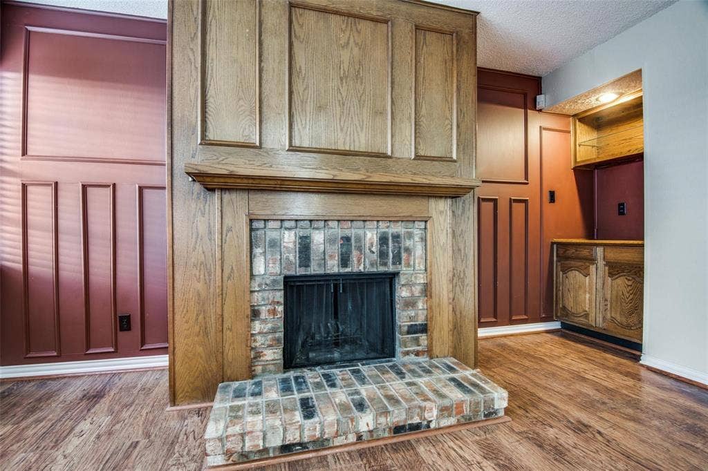 300 Canyon Lane, Irving, TX 75063 300 Canyon Lane, Irving, TX 75063