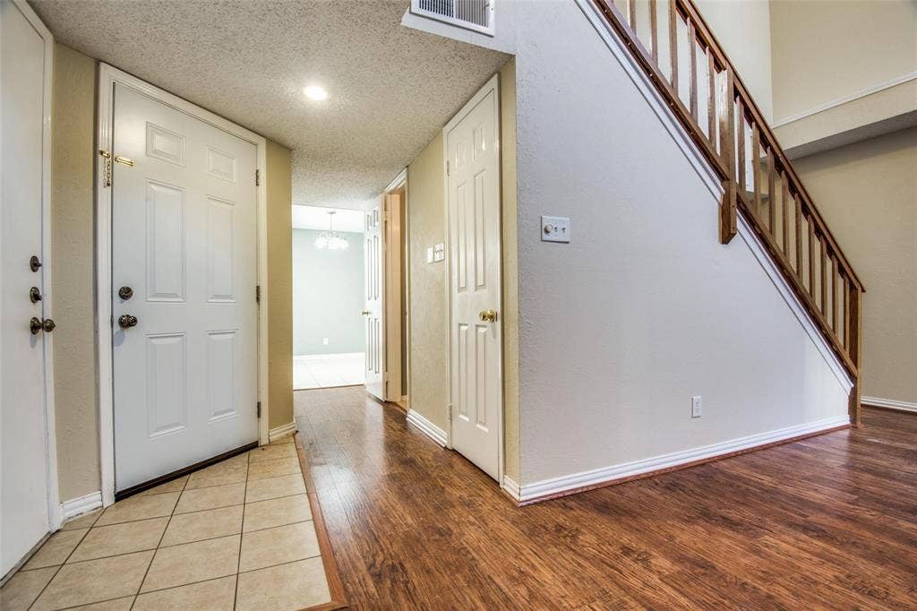 300 Canyon Lane, Irving, TX 75063 300 Canyon Lane, Irving, TX 75063