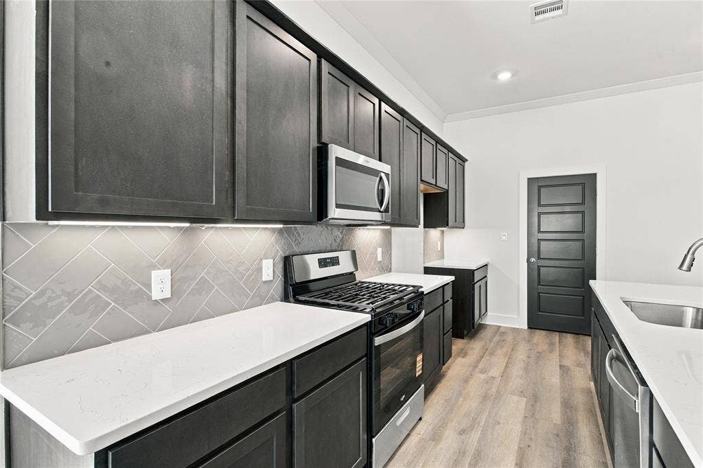 4215 Hummingbird Drive, Sherman, TX 75092