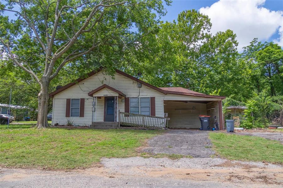 Property photo for 805 12TH NE, Paris, TX
