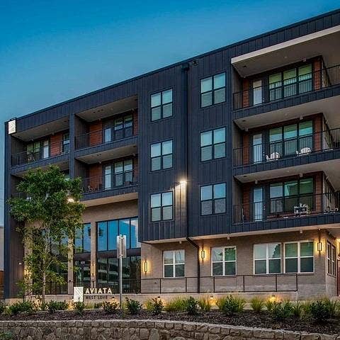 2232 Empire Central Drive, #203, Dallas, TX 75235 Up to 8 weeks free on selected units.