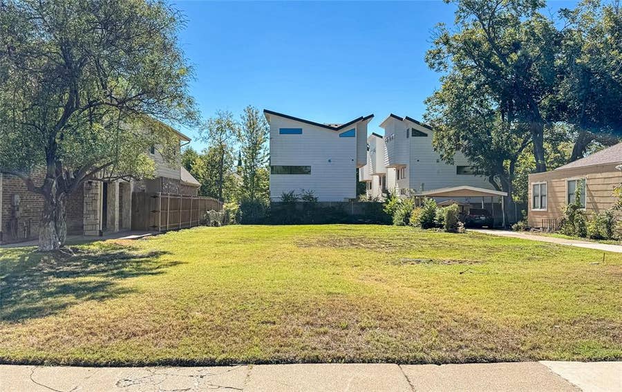 Property photo for 5946 Lewis Street, Dallas, TX