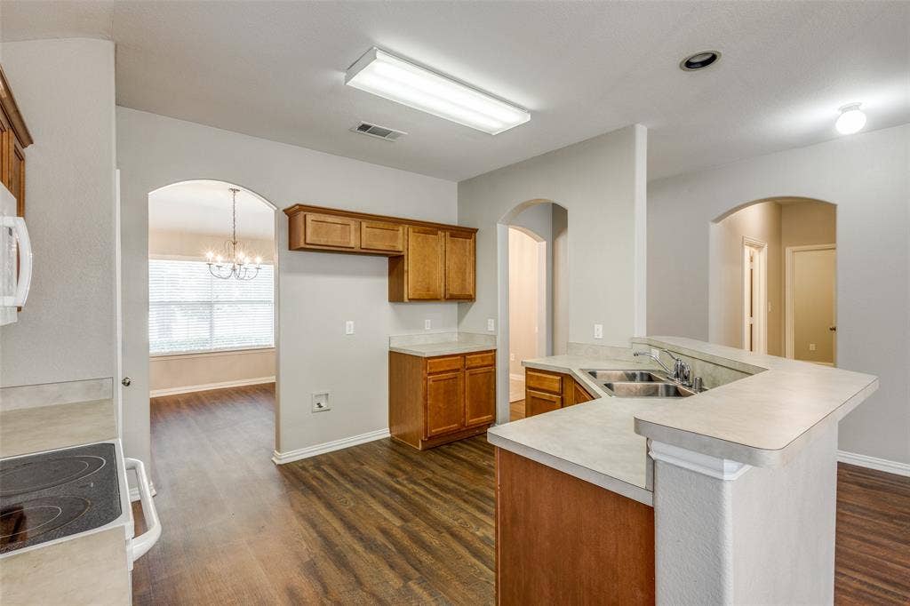 612 Cov Court, Princeton, TX 75407