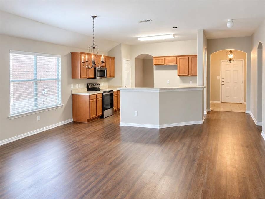 Property photo for 612 Cov Court, Princeton, TX