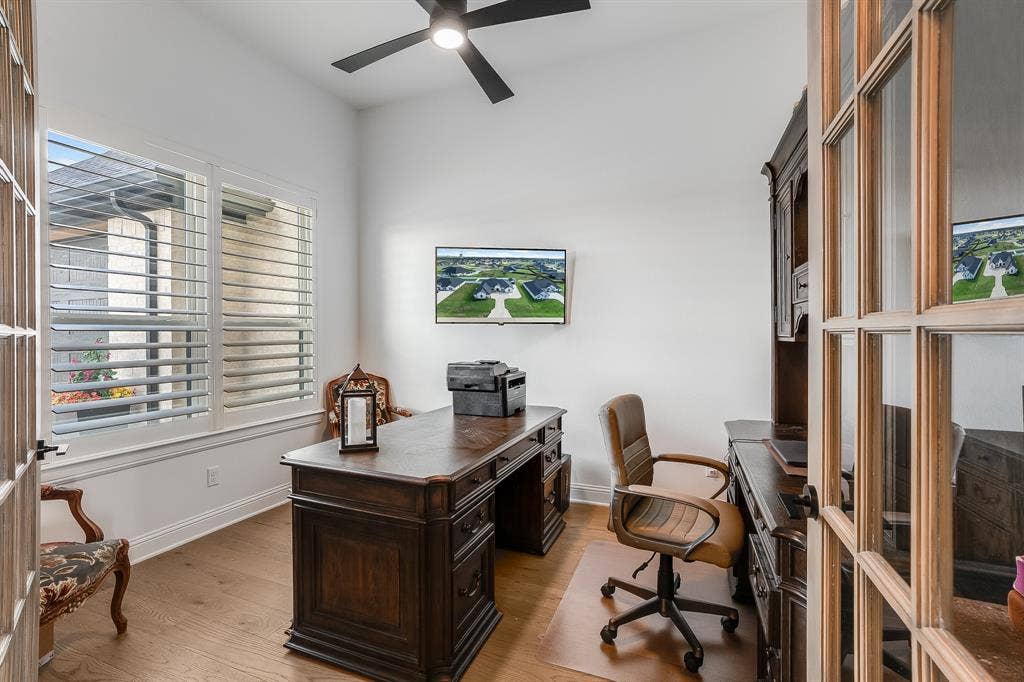 2156 Middlewood Circle, Granbury, TX 76049 2156 Middlewood Circle, Granbury, TX 76049