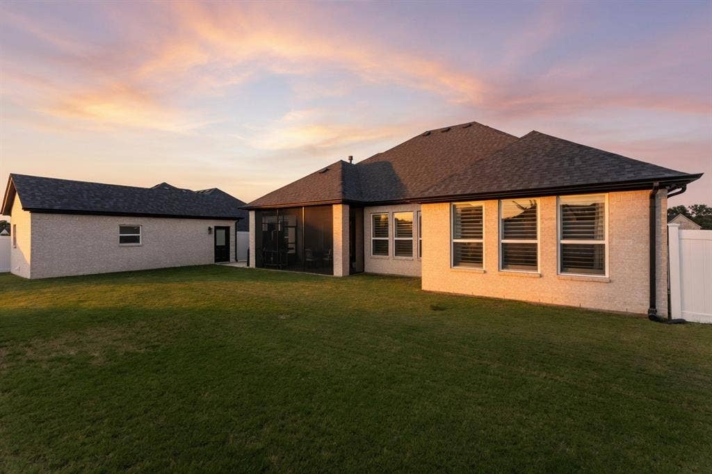 2156 Middlewood Circle, Granbury, TX 76049 Digitally enhanced dusk