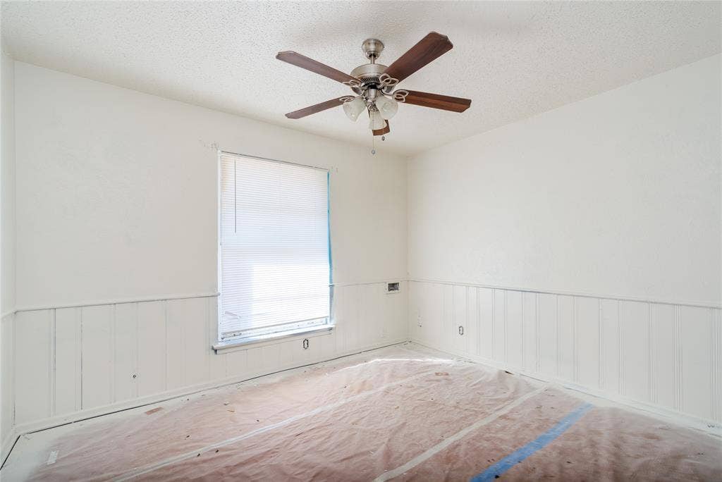 2823 San Marcus Avenue, Dallas, TX 75228 2823 San Marcus Avenue, Dallas, TX 75228