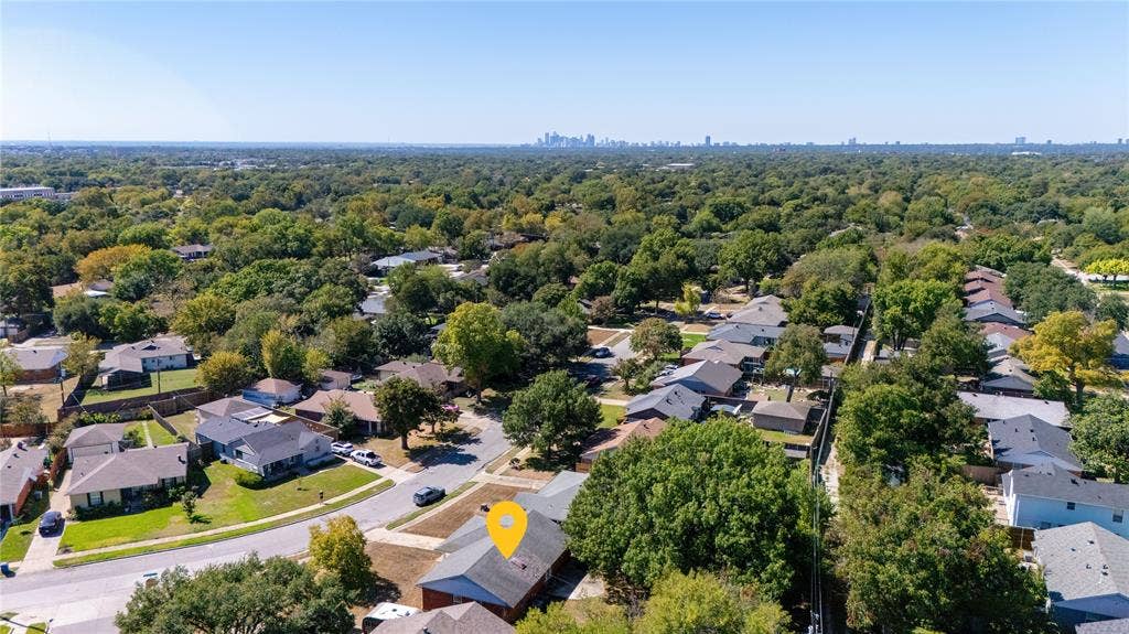 2823 San Marcus Avenue, Dallas, TX 75228 2823 San Marcus Avenue, Dallas, TX 75228