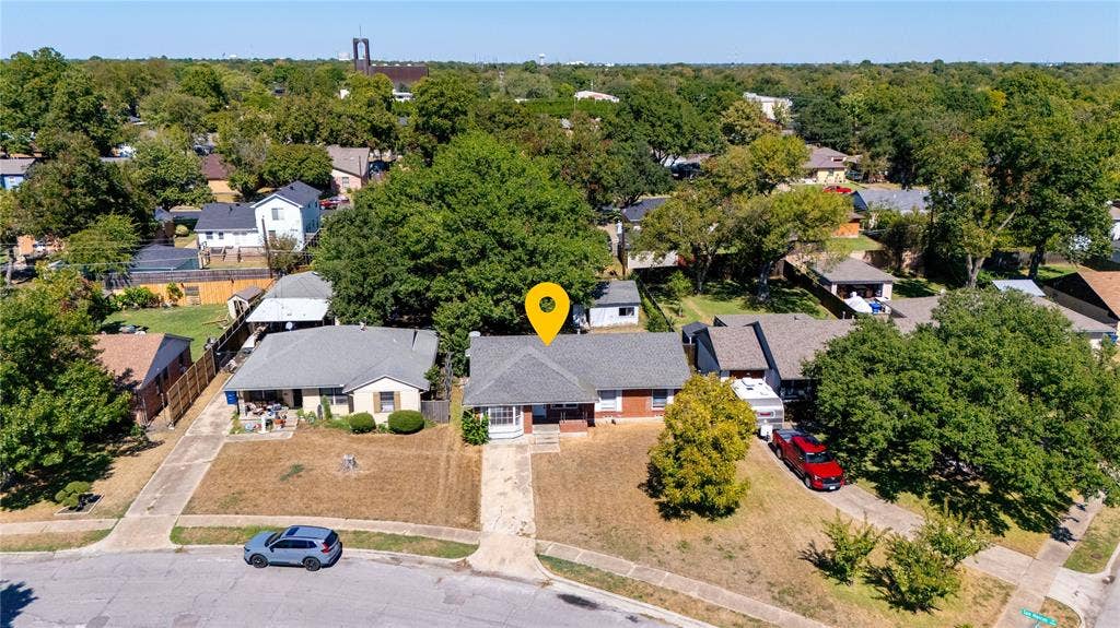 2823 San Marcus Avenue, Dallas, TX 75228 2823 San Marcus Avenue, Dallas, TX 75228
