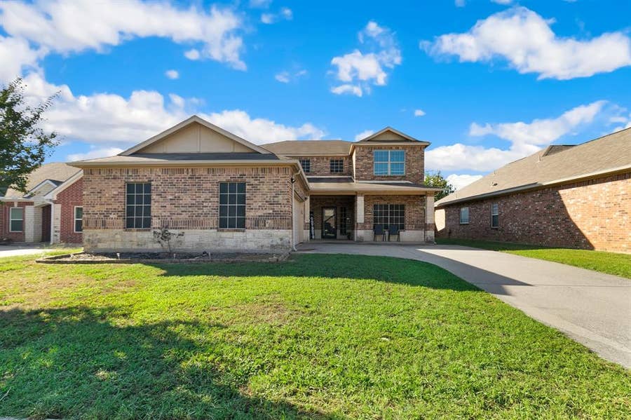 Property photo for 107 Ashlyn Court, Whitesboro, TX