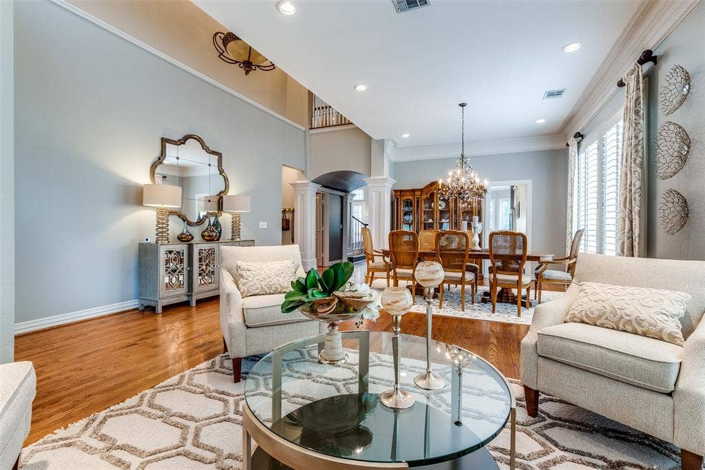 9352 Stratford Way, Dallas, TX 75220 9352 Stratford Way, Dallas, TX 75220