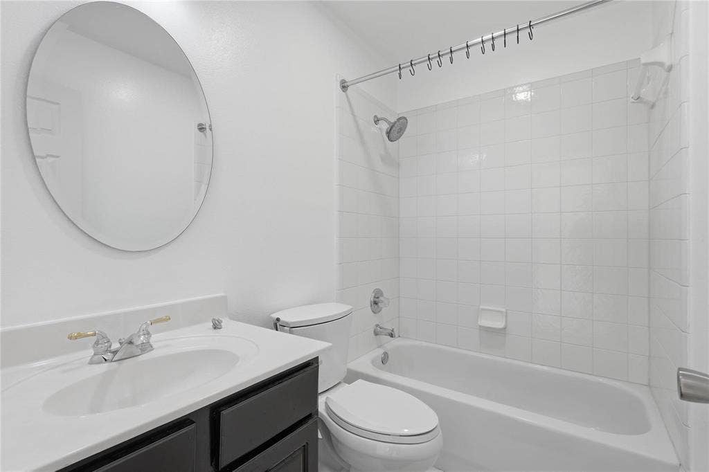 5001 Spicewood Drive, McKinney, TX 75070 5001 Spicewood Drive, McKinney, TX 75070