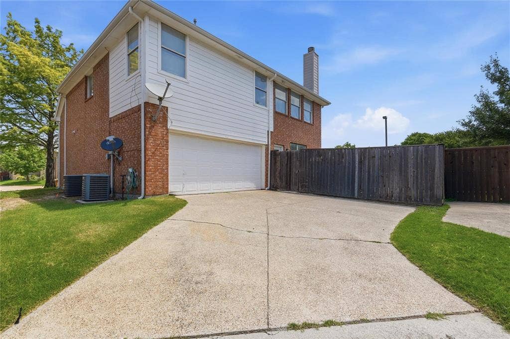 5001 Spicewood Drive, McKinney, TX 75070 5001 Spicewood Drive, McKinney, TX 75070