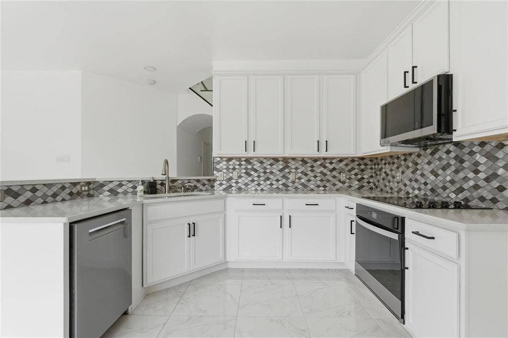 5001 Spicewood Drive, McKinney, TX 75070 5001 Spicewood Drive, McKinney, TX 75070