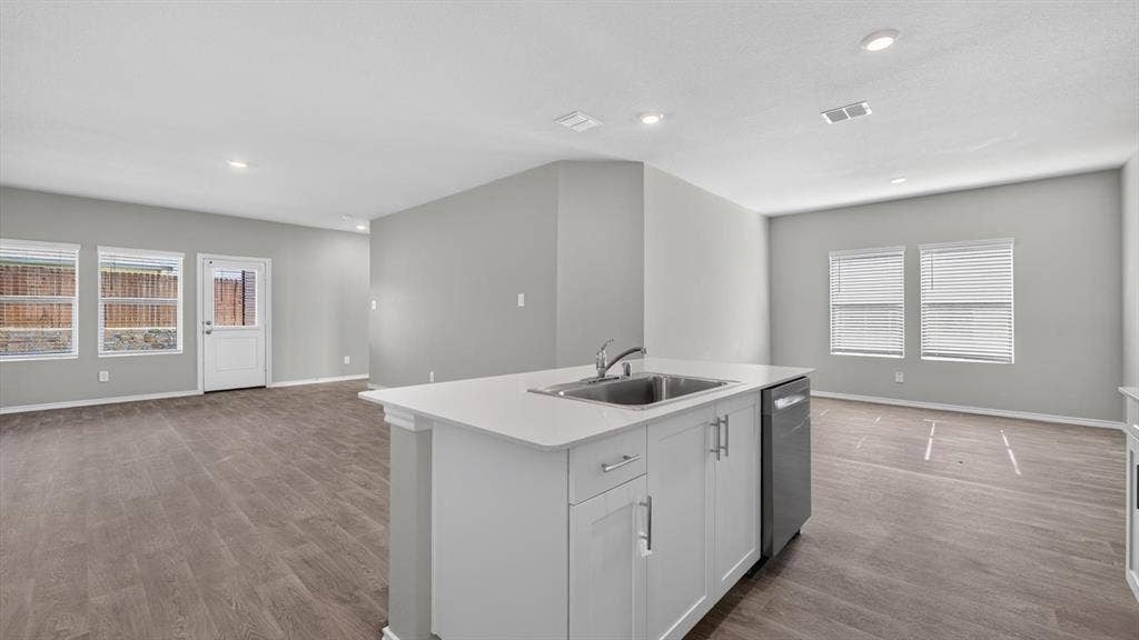 130 DAVIS Lane, Newark, TX 76071