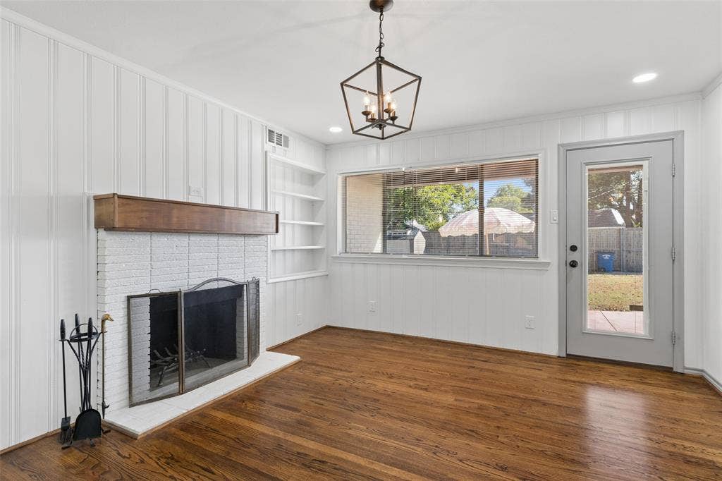 6404 E Lovers Lane, Dallas, TX 75214 6404 E Lovers Lane, Dallas, TX 75214