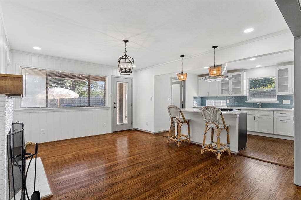 6404 E Lovers Lane, Dallas, TX 75214 6404 E Lovers Lane, Dallas, TX 75214