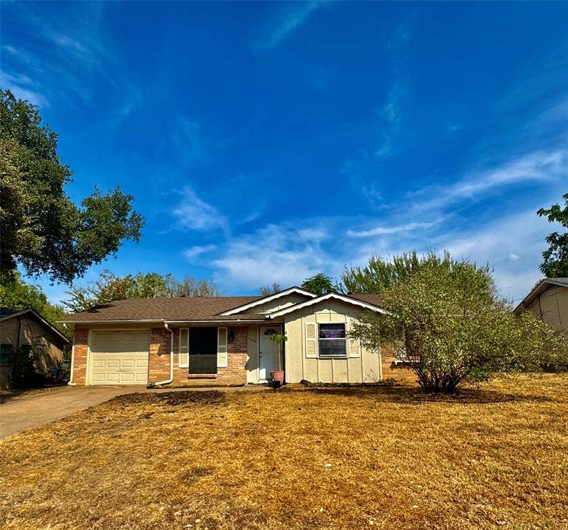 Property photo for 1104 Crane Drive, Euless, TX
