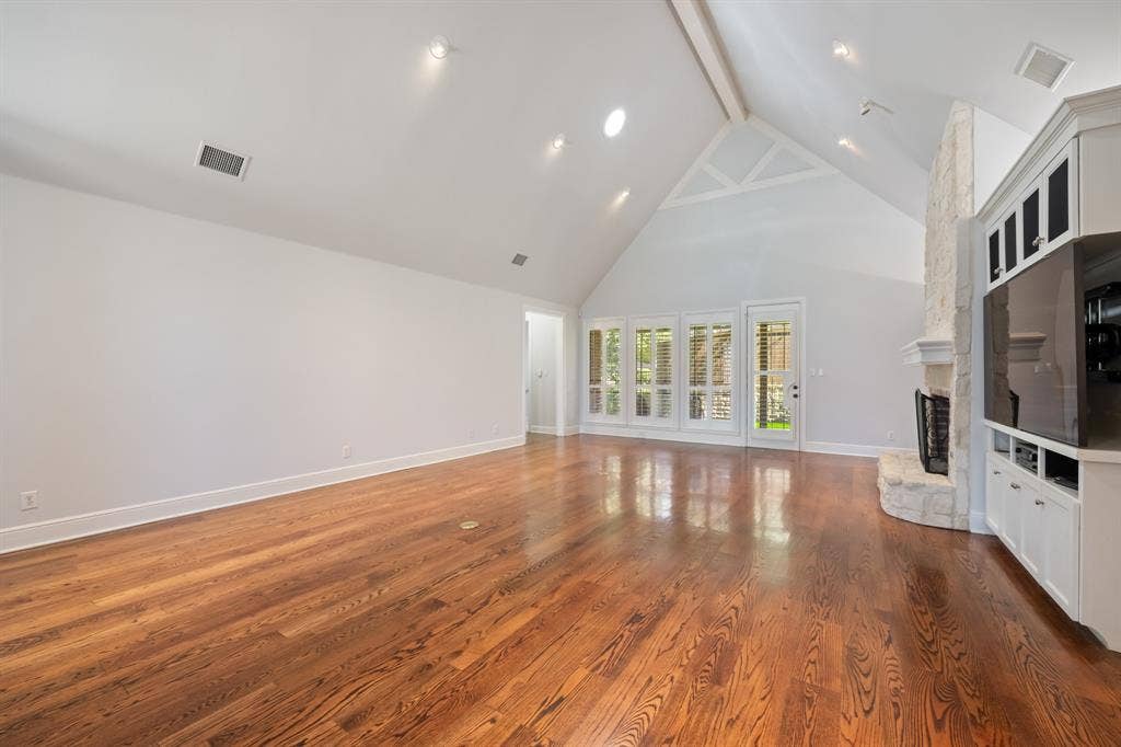 2400 Legend Drive, Heath, TX 75032 2400 Legend Drive, Heath, TX 75032