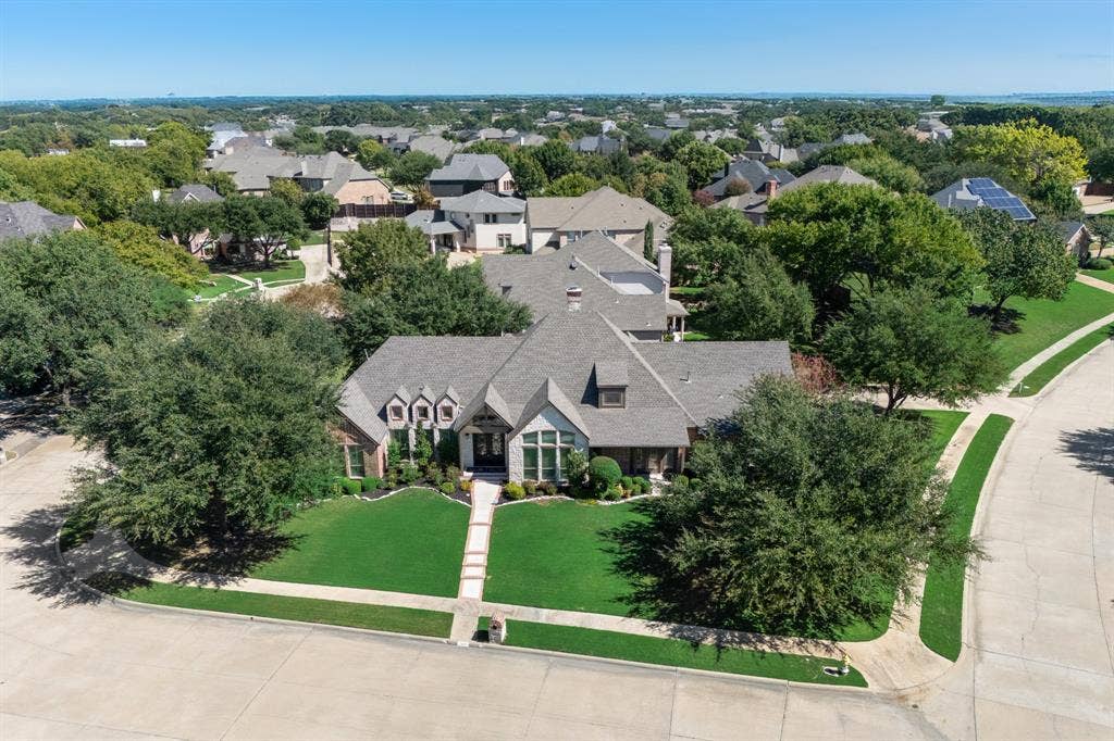 2400 Legend Drive, Heath, TX 75032 2400 Legend Drive, Heath, TX 75032