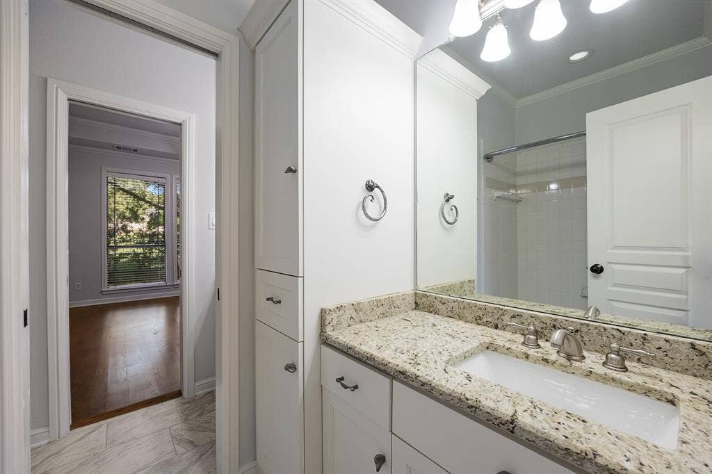 2400 Legend Drive, Heath, TX 75032 2400 Legend Drive, Heath, TX 75032