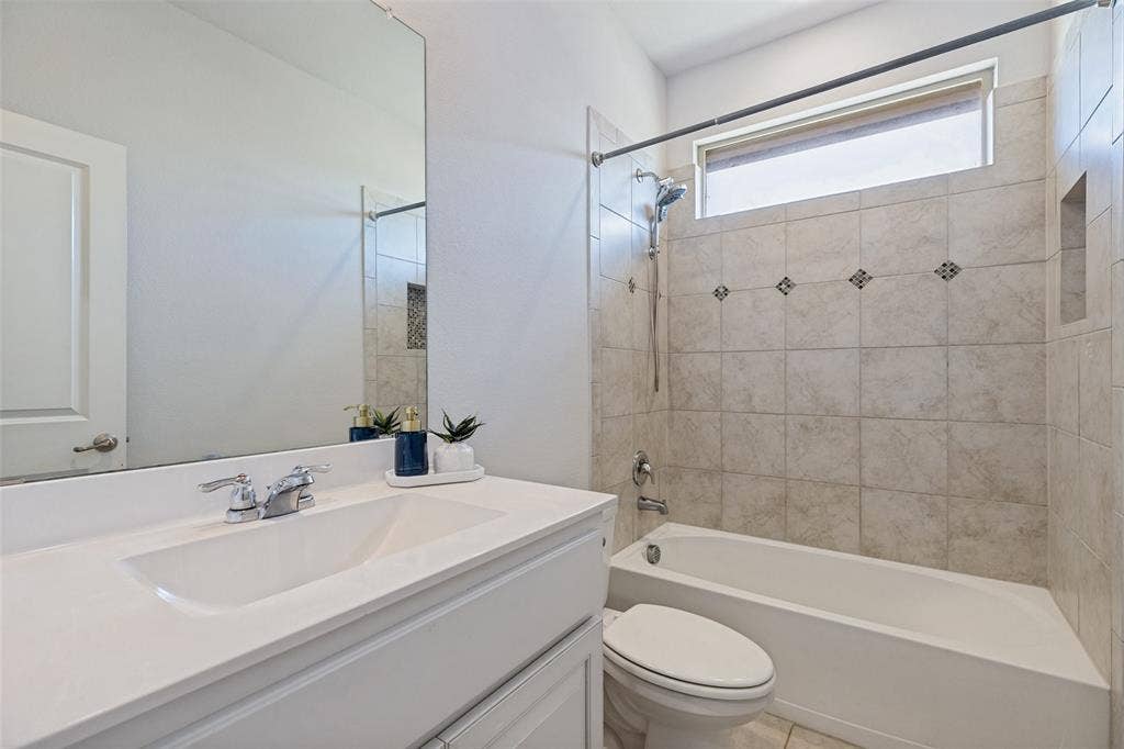 3437 Lauren Street, Krum, TX 76249